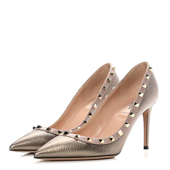 Valentino Rockstud 85mm Pebbled Leather Pump - Picture 3 of 16